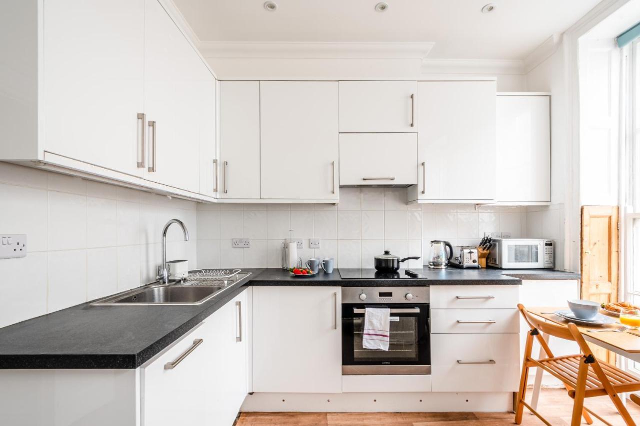 Charming 1 Bed Apartment Near Museum Apartment